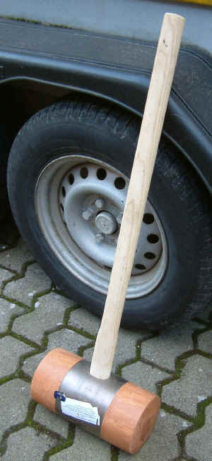 holzhammer1.jpg (135973 Byte)